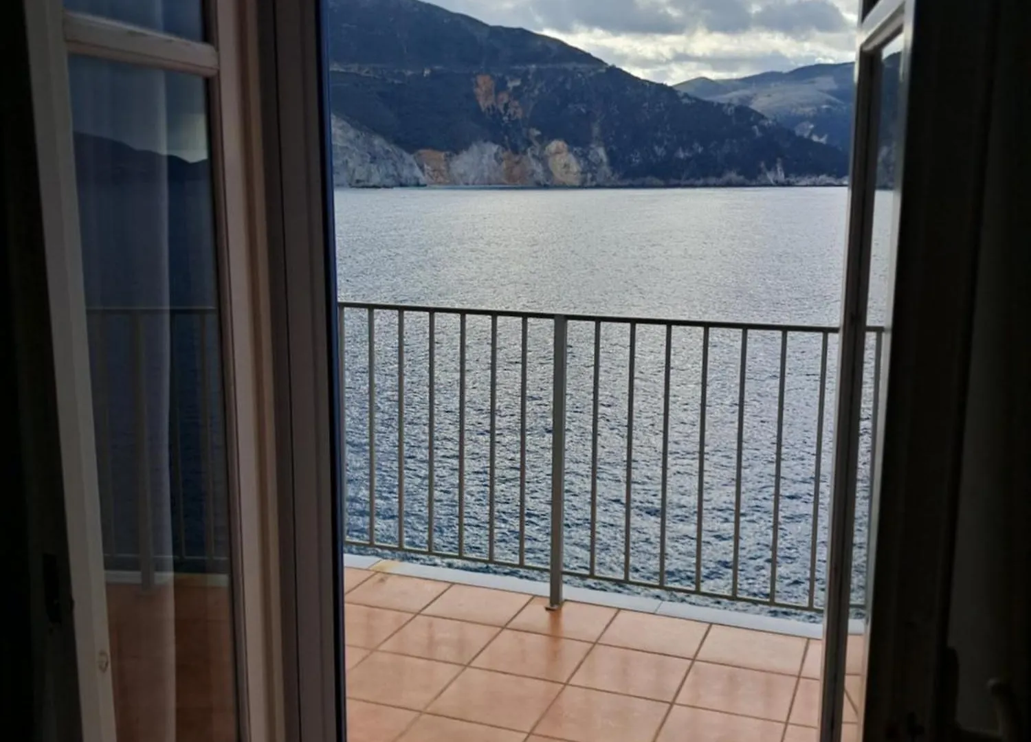 Villa Asos Luxury Seafront Villas, Kefalonia, 100M Beach & Center, 4 Stars Services, Parking - Near Myrtos - Fiskardo