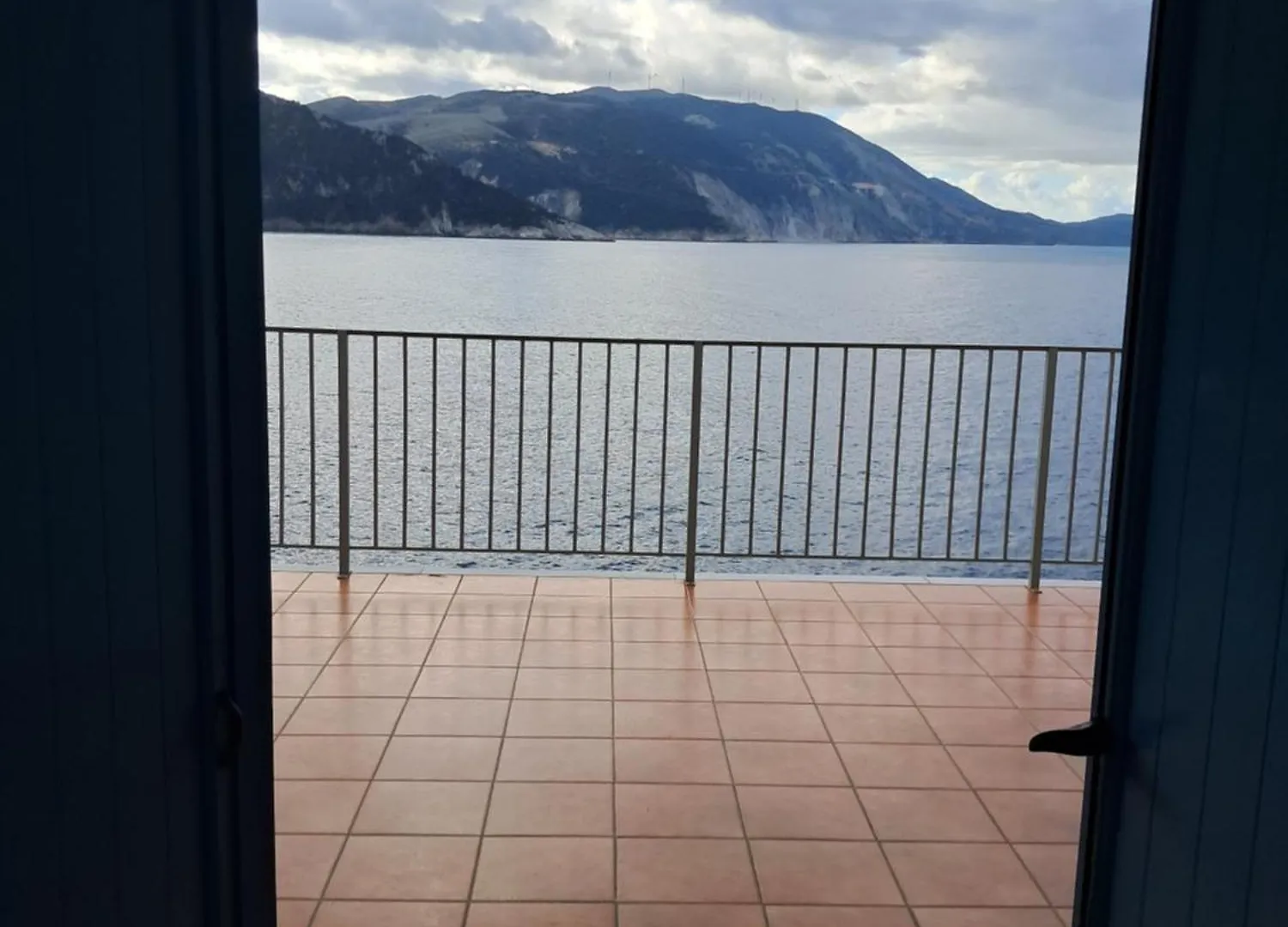 Asos Luxury Seafront Villas, Kefalonia, 100M Beach & Center, 4 Stars Services, Parking - Near Myrtos - Fiskardo Villa