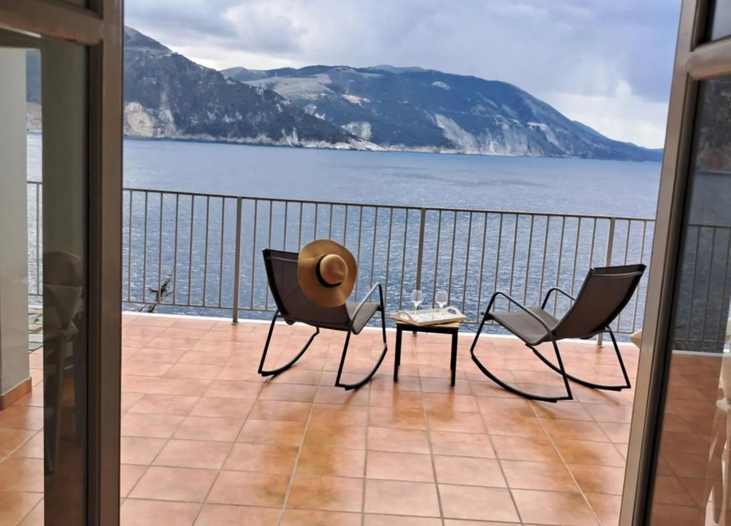 Asos Luxury Seafront Villas, Kefalonia, 100M Beach & Center, 4 Stars Services, Parking - Near Myrtos - Fiskardo