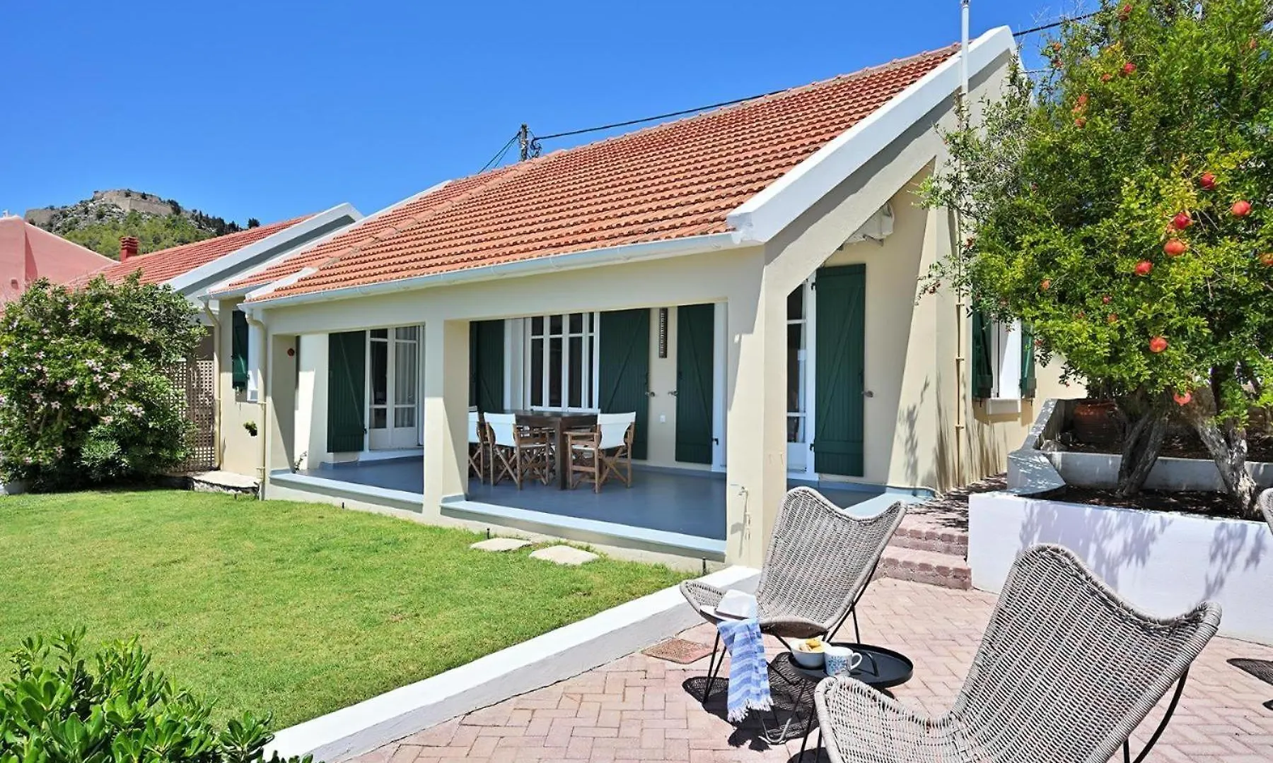 Asos Luxury Seafront Villas, Kefalonia, 100M Beach & Center, 4 Stars Services, Parking - Near Myrtos - Fiskardo